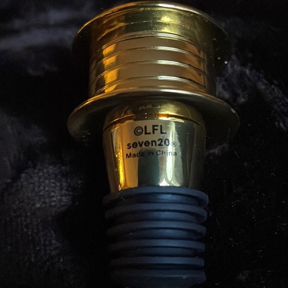 Star Wars Solo Lando Dinnerware Wine Stopper - Picture 5 of 5